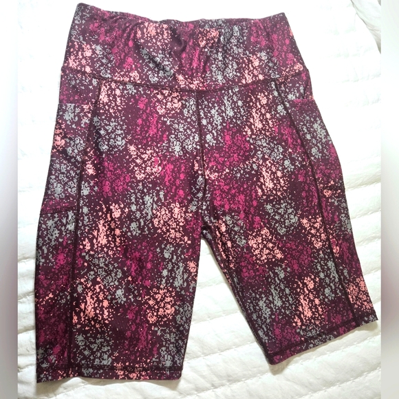 Nine West Pants - Nine West biker shorts/ size large